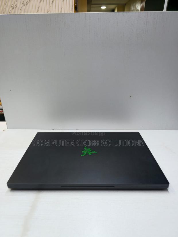 Laptop Razer Blade 16GB Intel Core i7 SSD 1T - thumbnail 3