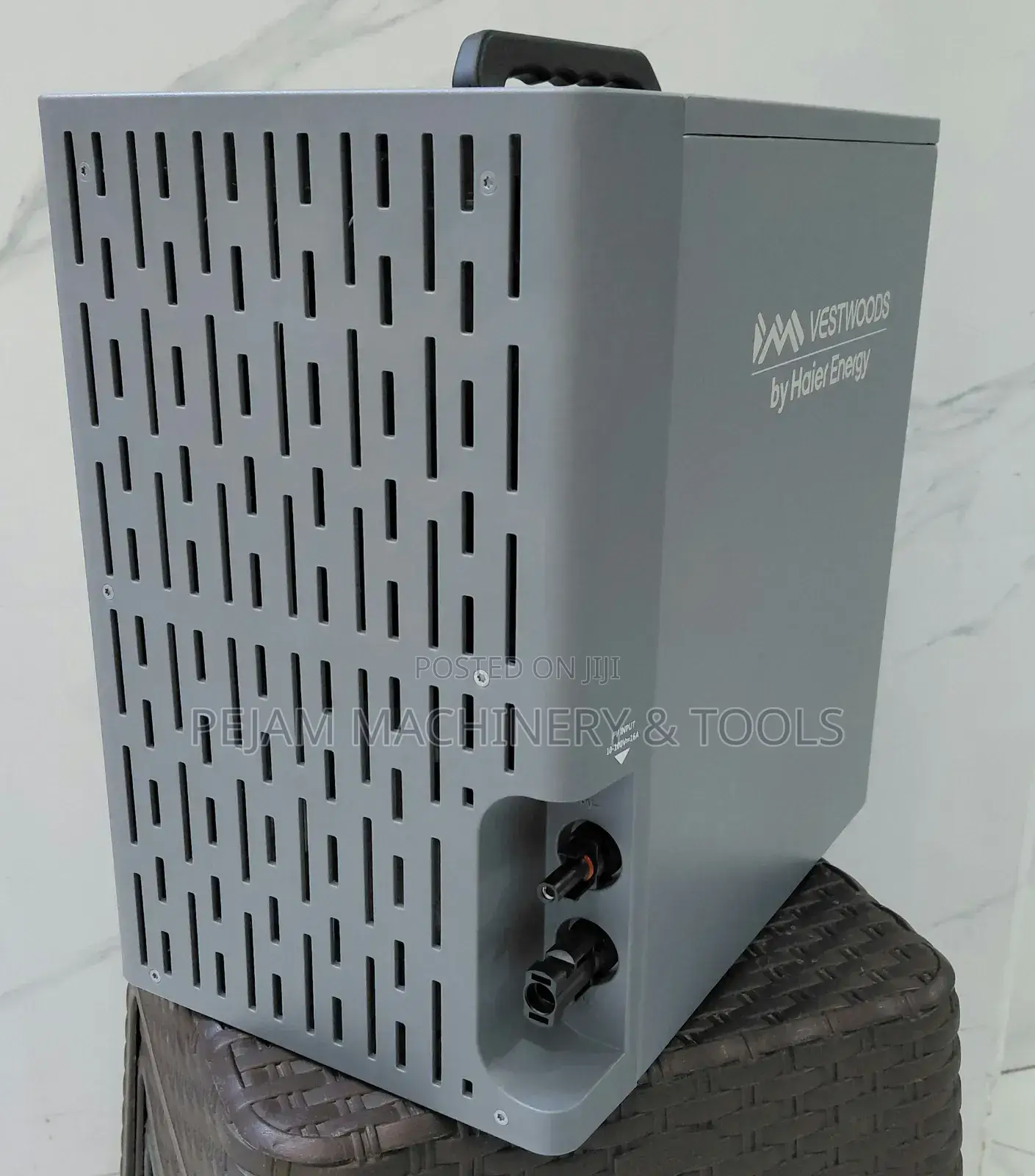 Vestwoods by Haier 2kwh Portable Power Station 2000wh