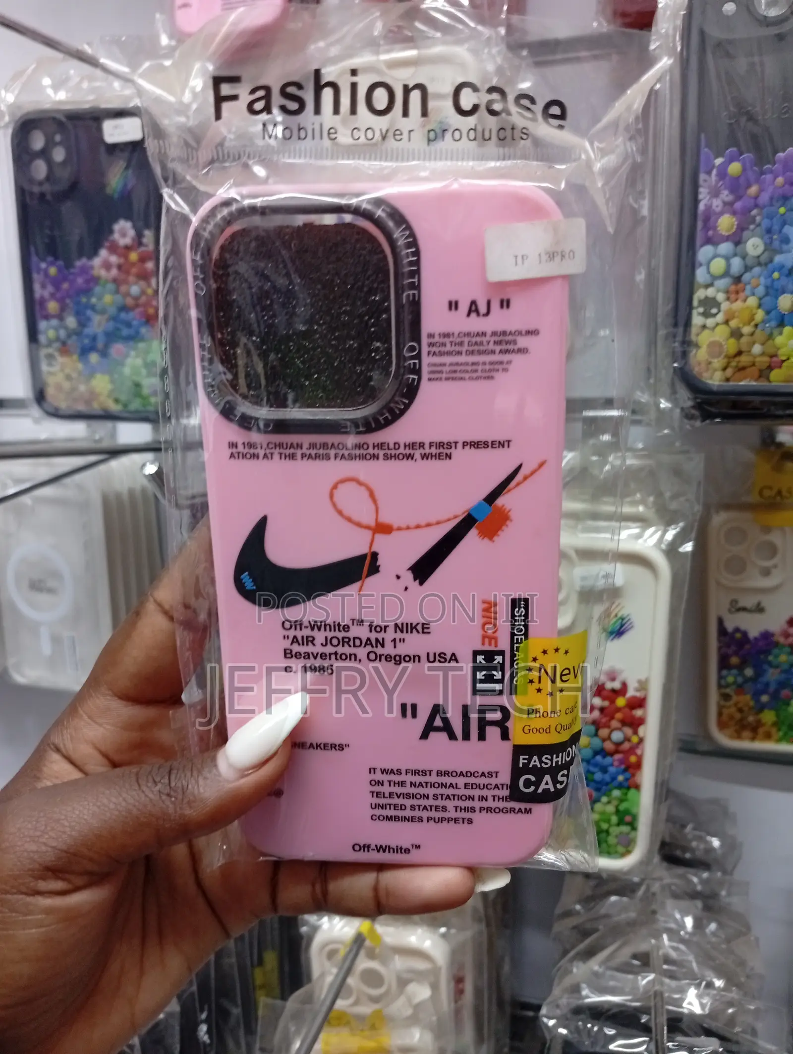 iPhone 13 Pro Case Designed in a Pink Color With an Aesthetic