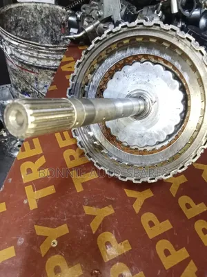 4m40/4m41 Gearbox Top Shaft
