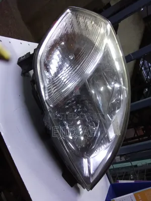 Teana Headlights 2008