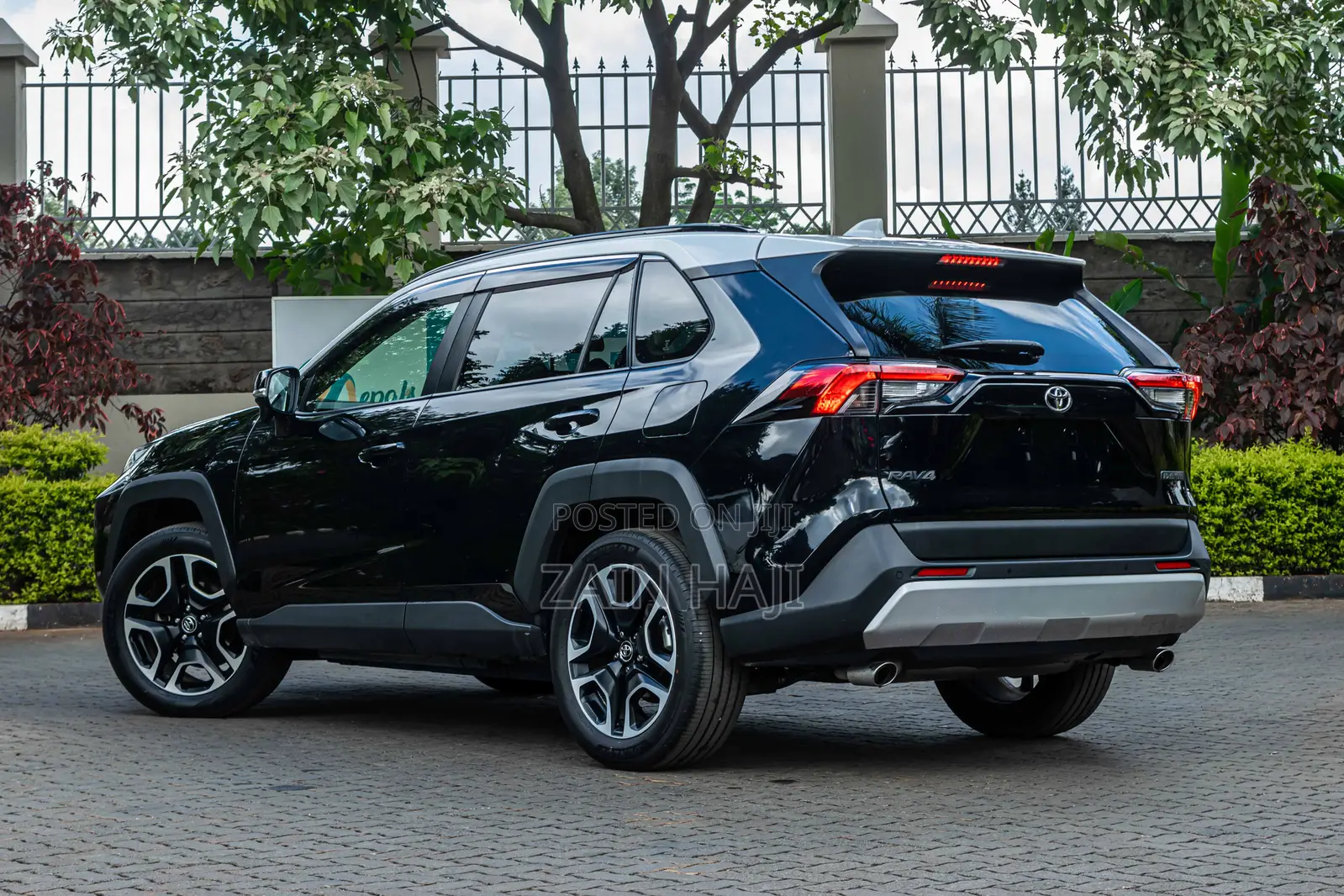 Toyota RAV4 Adventure 2019 Black