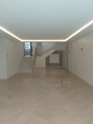 7bdrm Townhouse / Terrace in Muthangari for rent