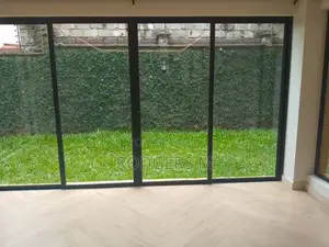7bdrm Townhouse / Terrace in Muthangari for rent