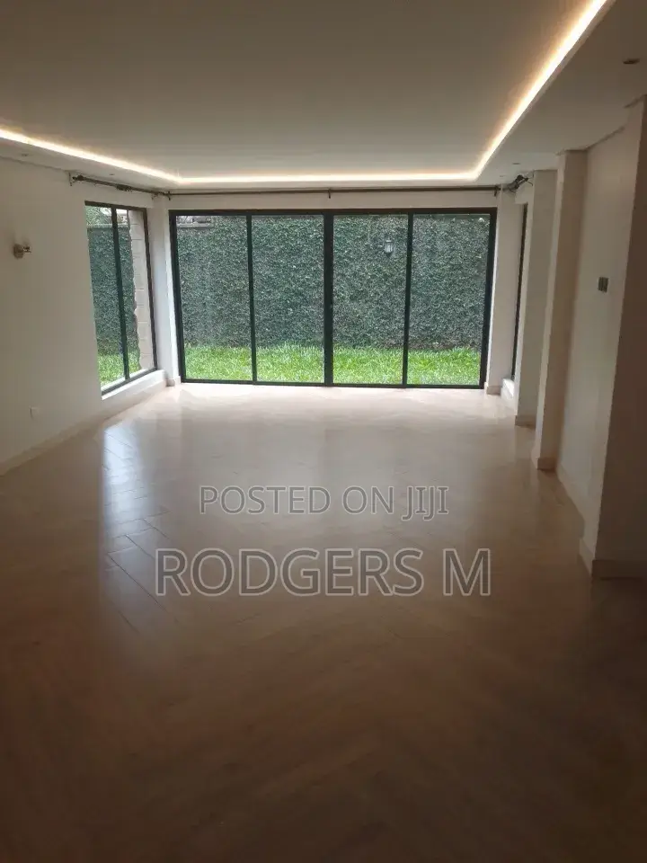 7bdrm Townhouse / Terrace in Muthangari for rent