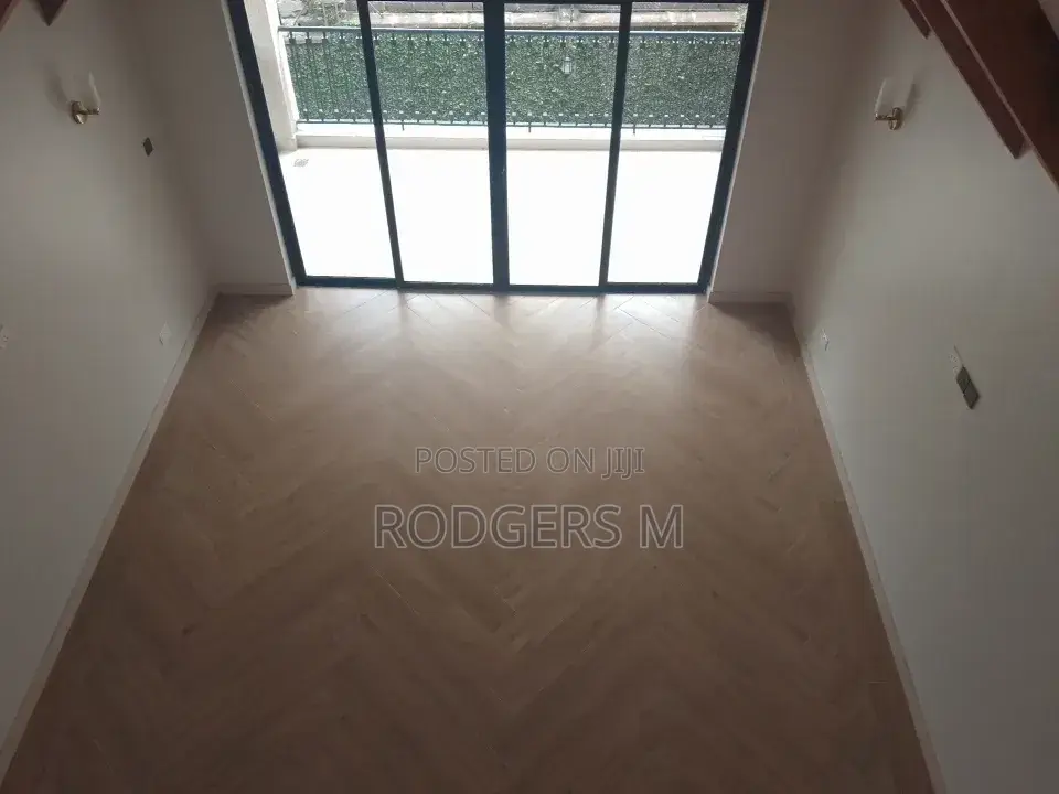 7bdrm Townhouse / Terrace in Muthangari for rent
