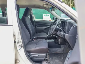 Toyota Probox 1.5 GL 2WD 2019 White