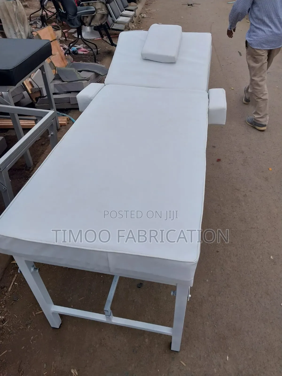 Foldable White Massage Bed