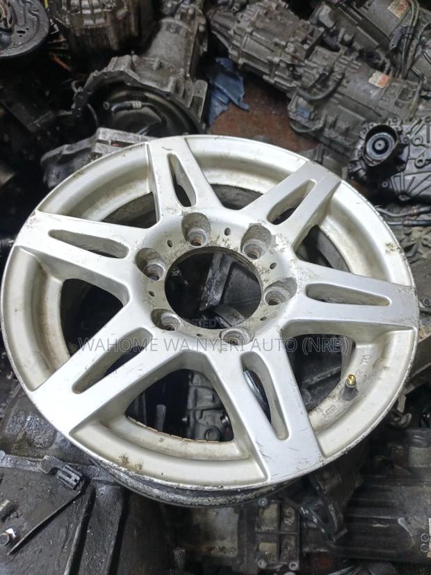 Toyota Hiace Chrome Rims Set - thumbnail 3
