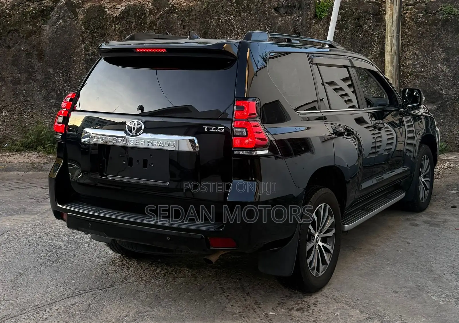 Toyota Land Cruiser Prado 2019 Matt Black