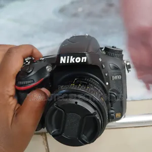 Nikon D610