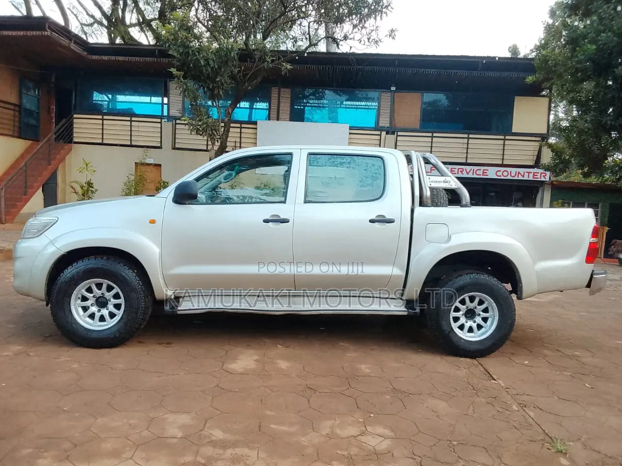 Toyota Hilux 2013 Silver