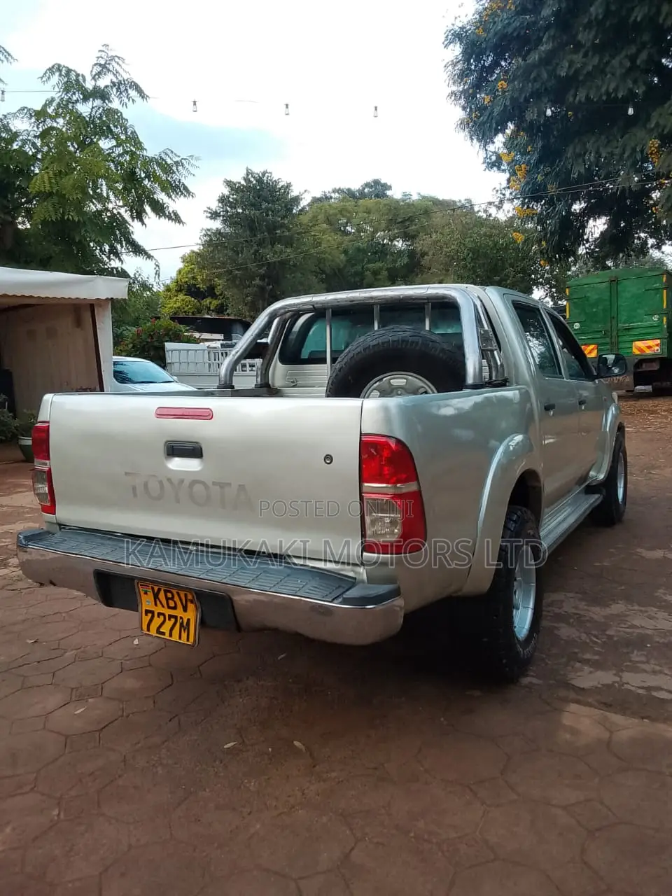 Toyota Hilux 2013 Silver