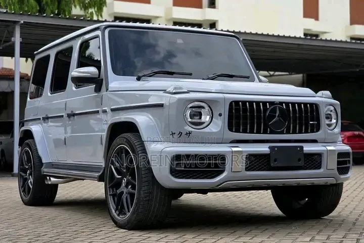Mercedes-Benz G-Class 2019 Off white