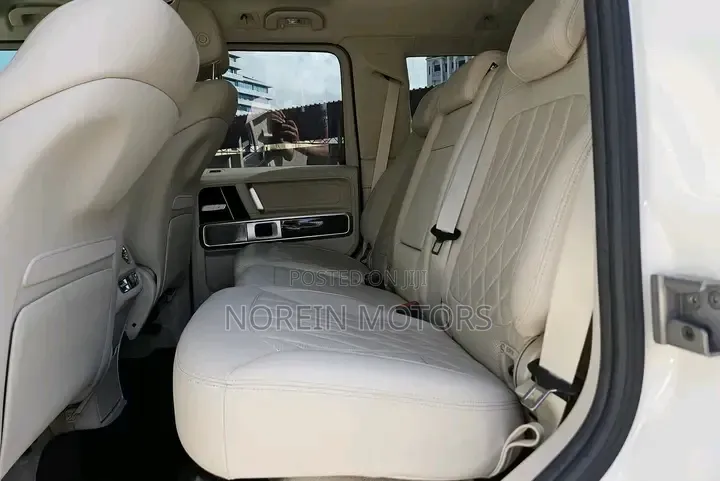 Mercedes-Benz G-Class 2019 Off white