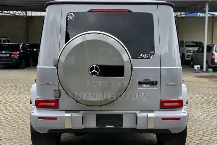Mercedes-Benz G-Class 2019 Off white