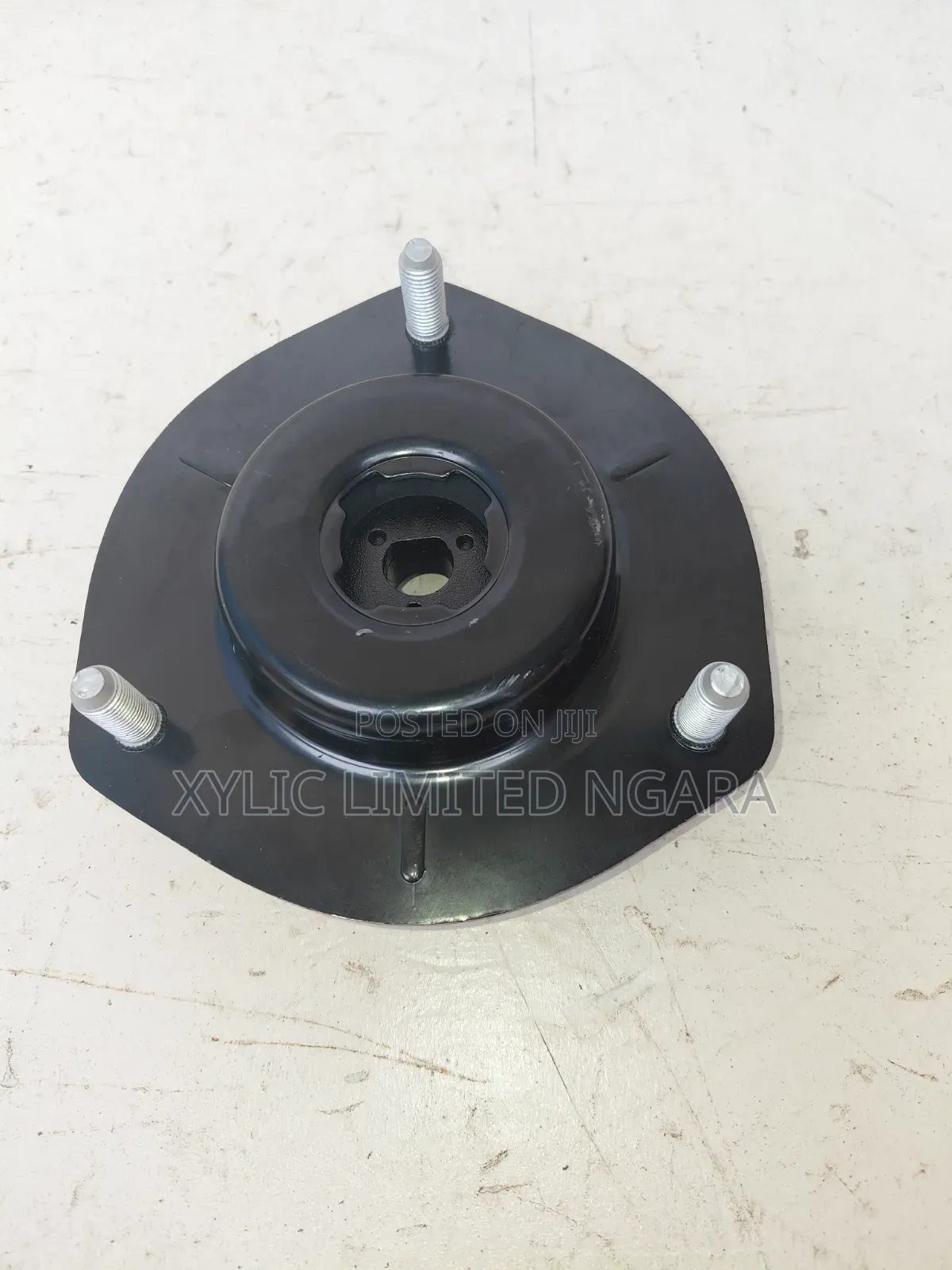 Toyota Camry Front Shock Mounting