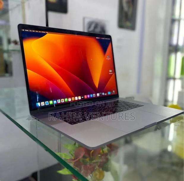 Laptop Apple MacBook Pro 2018 32GB Intel Core i7 SSD 512GB - thumbnail 2