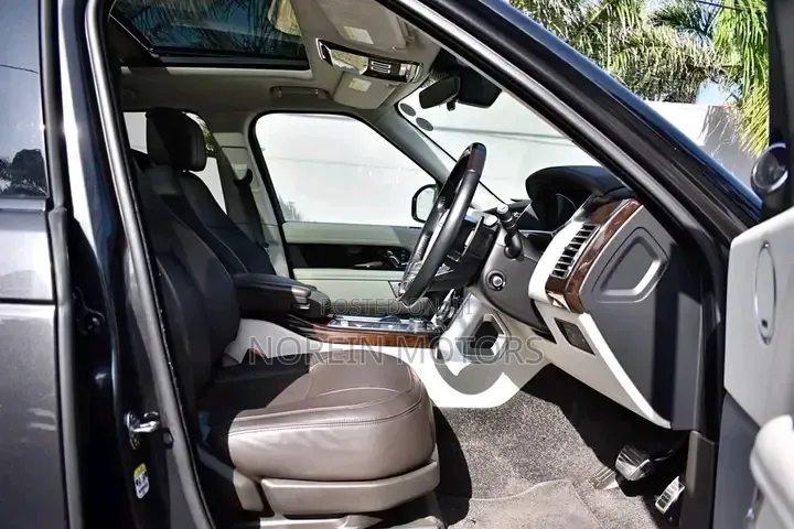 Land Rover Range Rover Vogue 2021 Matt Black