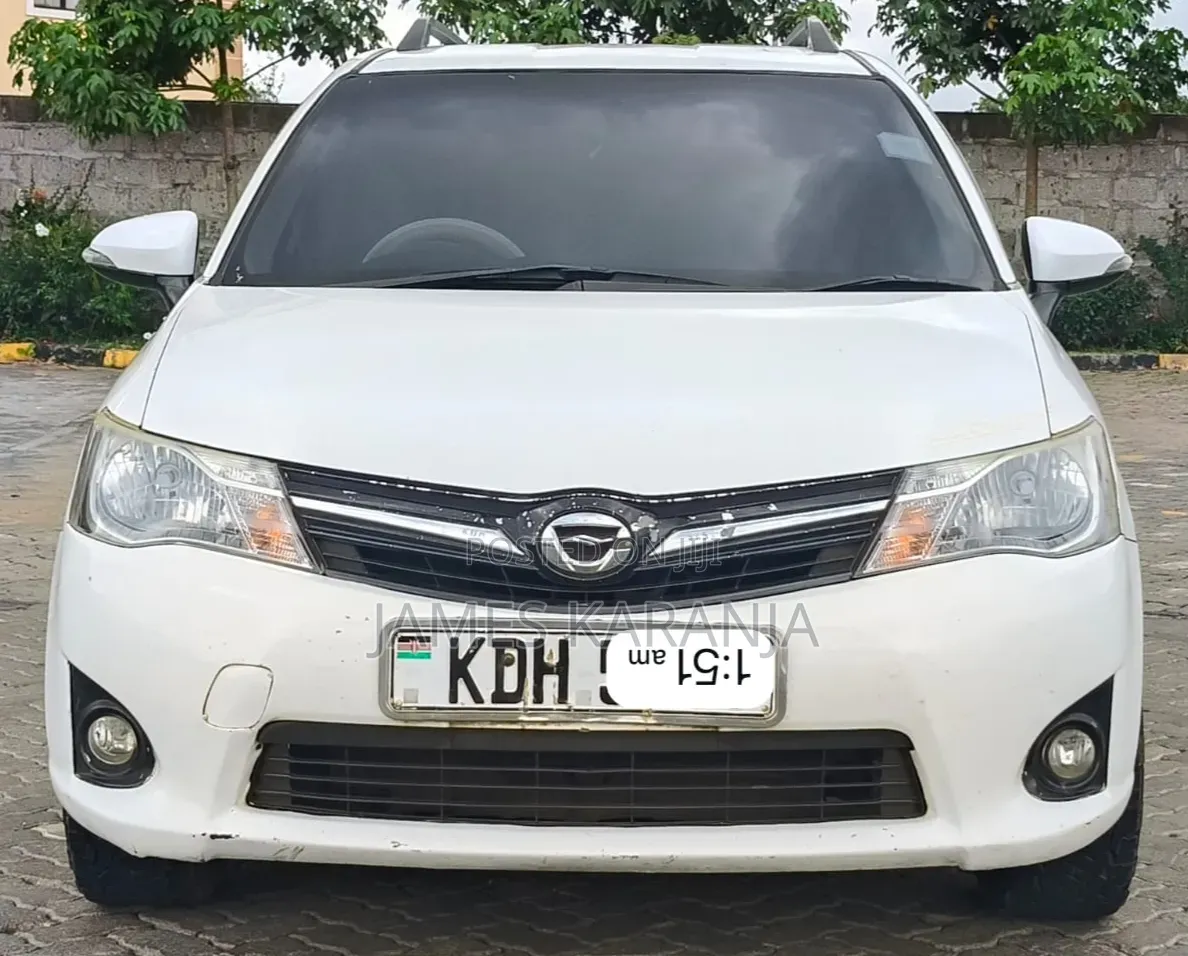 Toyota Corolla Fielder 2015 White