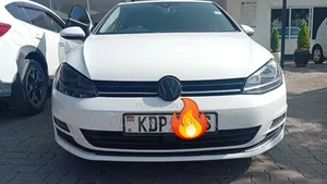 Volkswagen Golf 2016 White