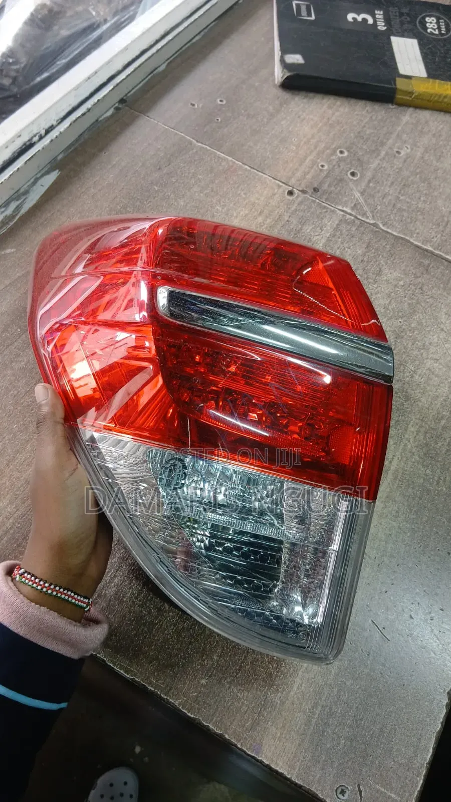 Vanguard Taillight With Chrome