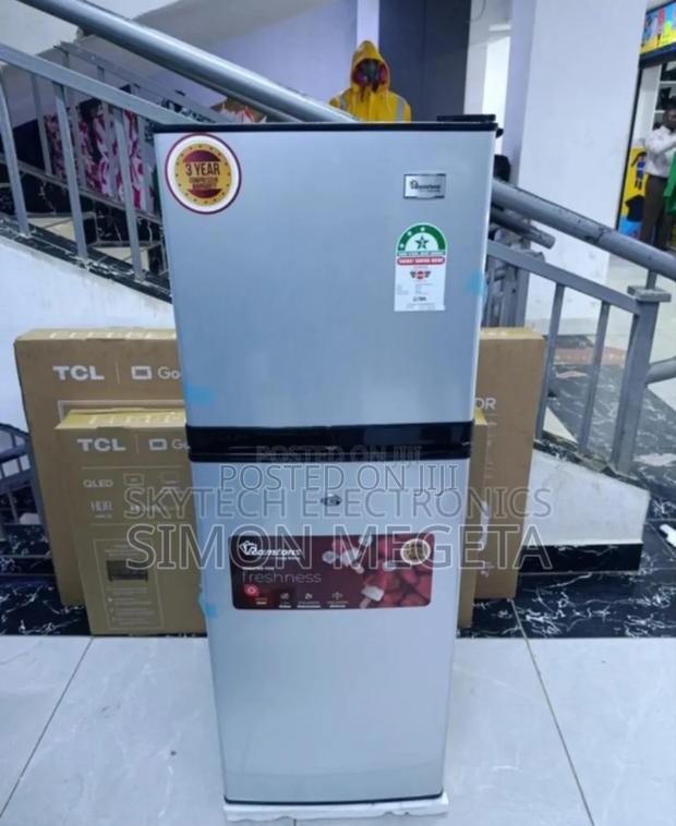 White Silver Ramtons 138l Fridge