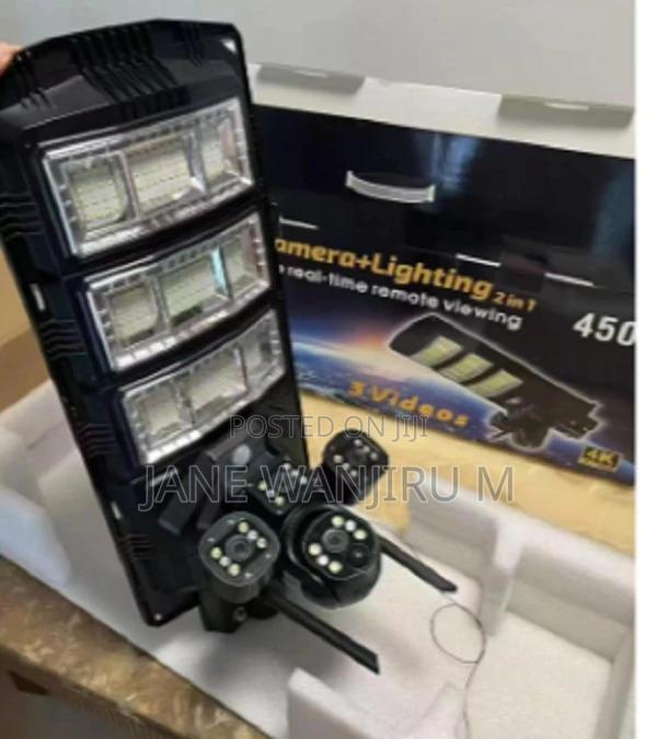 Solar Street-Lights Triple Lens 4g Camera
