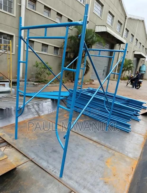 Steel Scaffolding Tower - 2.8m Height | Work Platform - thumbnail 2