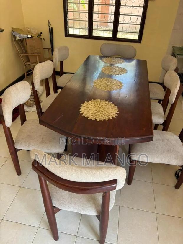 Dinning Table 8 Seater Hardwood - thumbnail 3