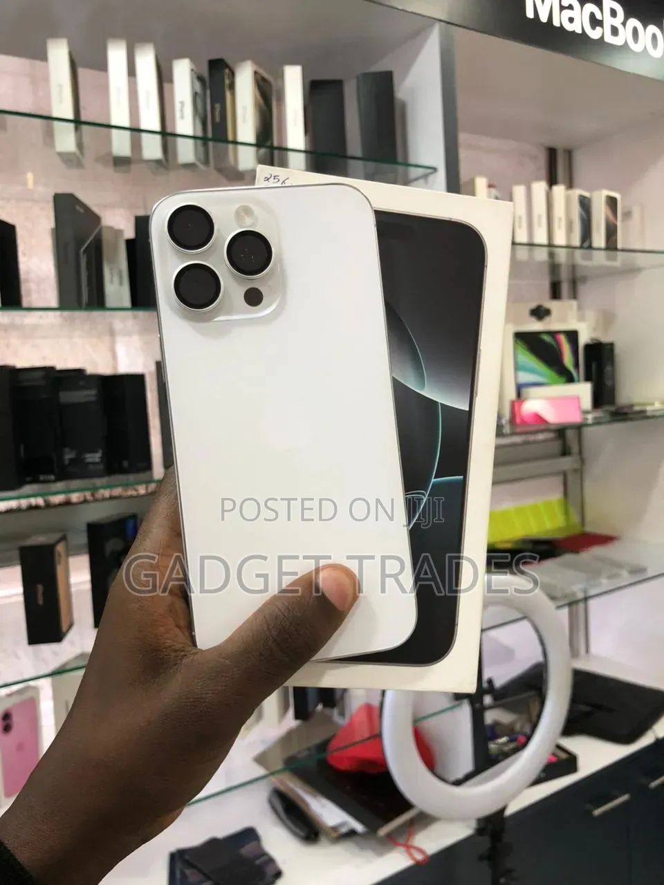 Apple iPhone 16 Pro Max 256 GB White