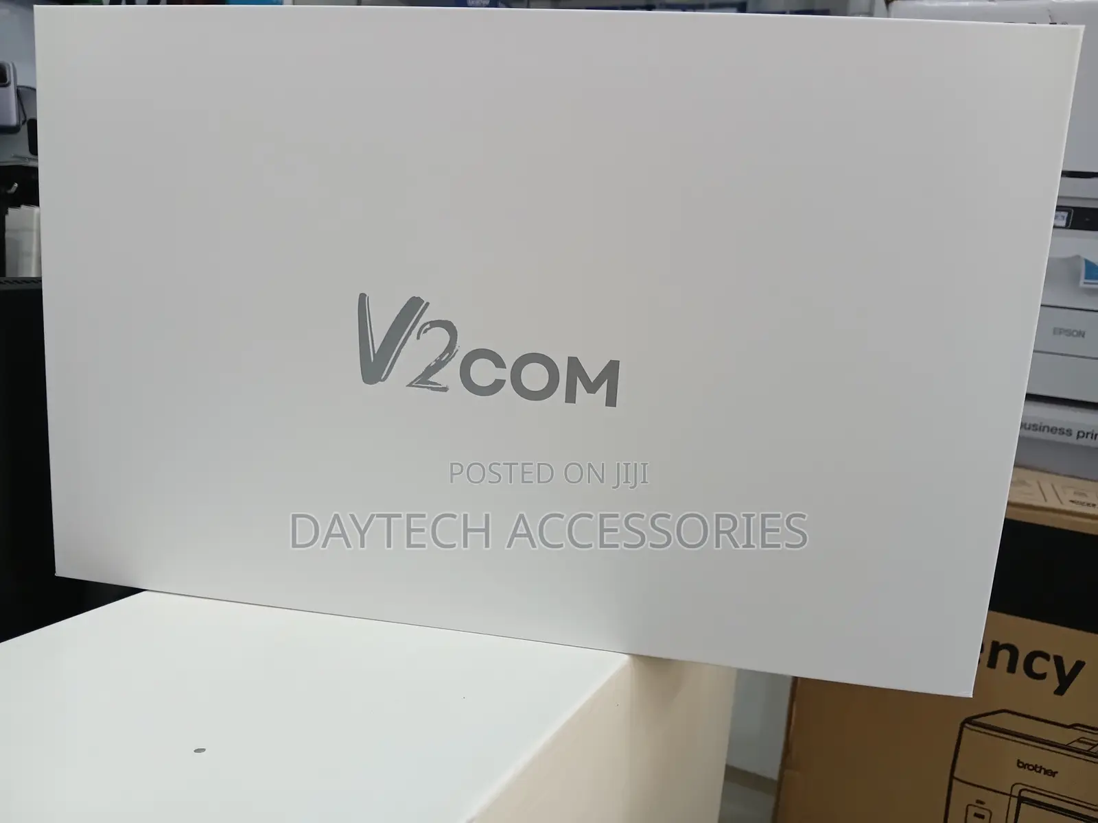V2com P4 15.6′′ Portable Screen Extender
