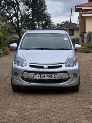 Toyota Passo 2016 Silver