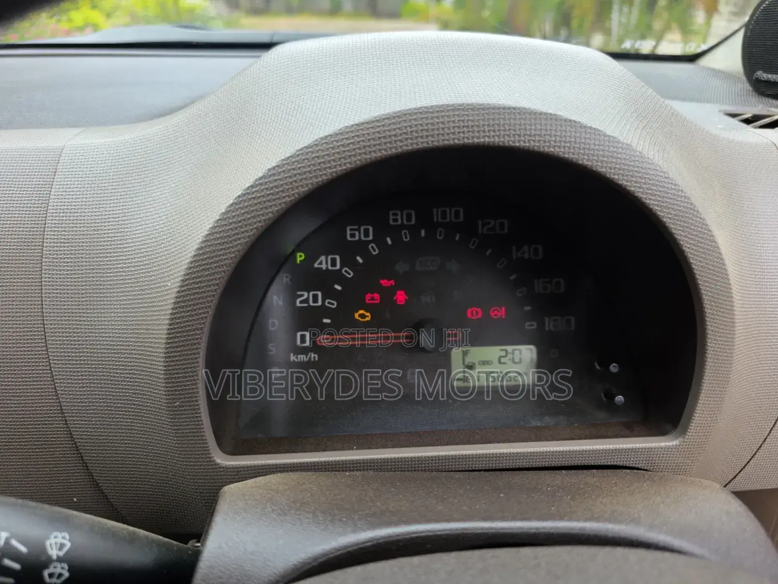 Toyota Passo 2016 Silver
