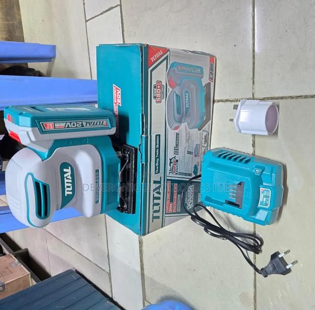 Total Brushless Cordless Sheet/Radom Sander - thumbnail 2
