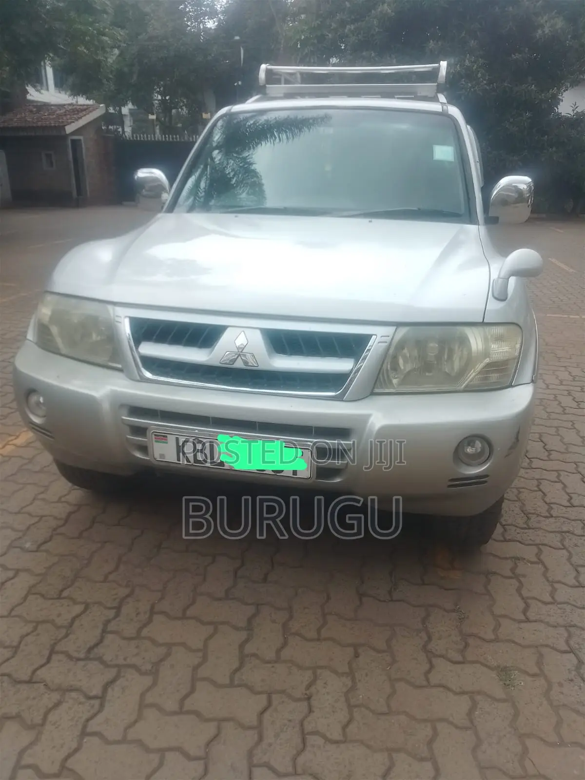 Mitsubishi Pajero 2003 Silver
