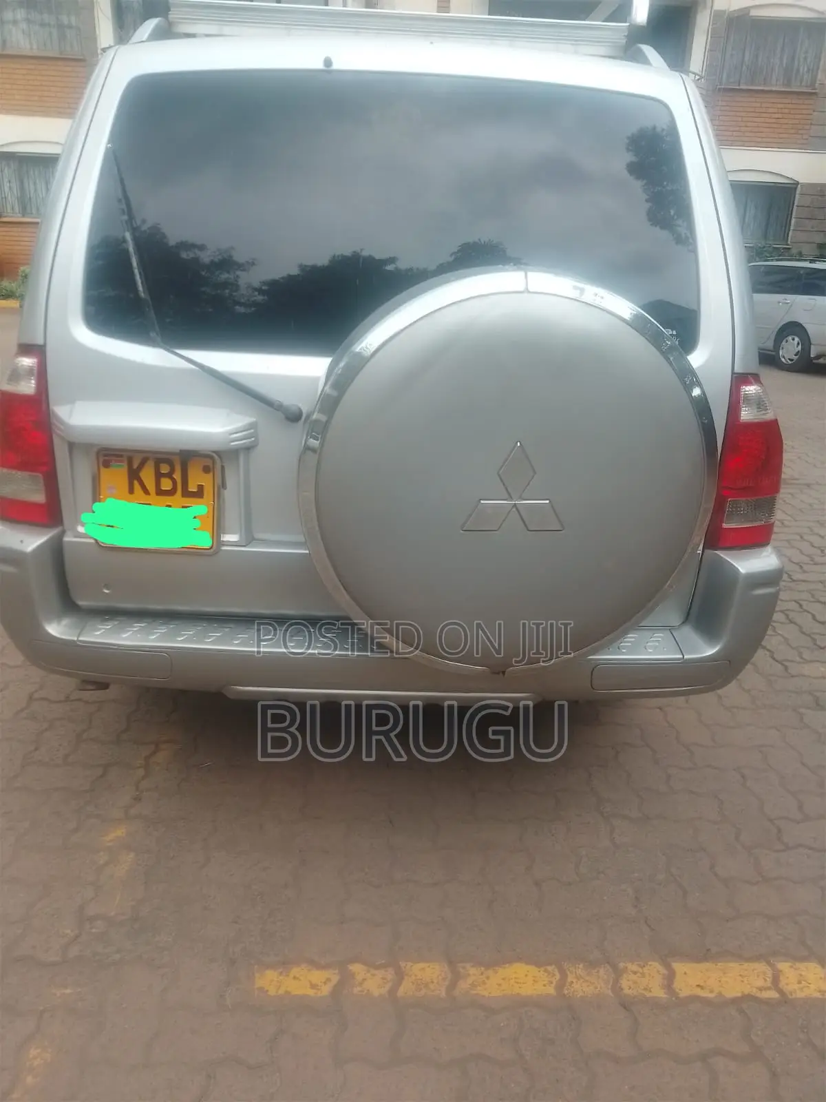 Mitsubishi Pajero 2003 Silver