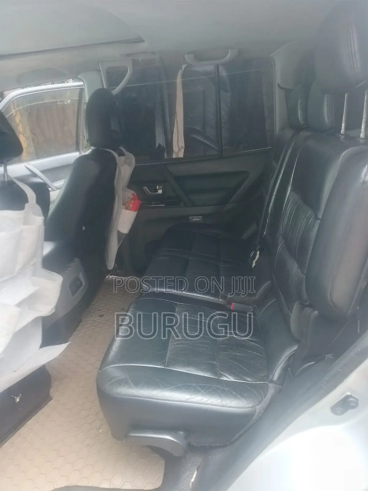 Mitsubishi Pajero 2003 Silver