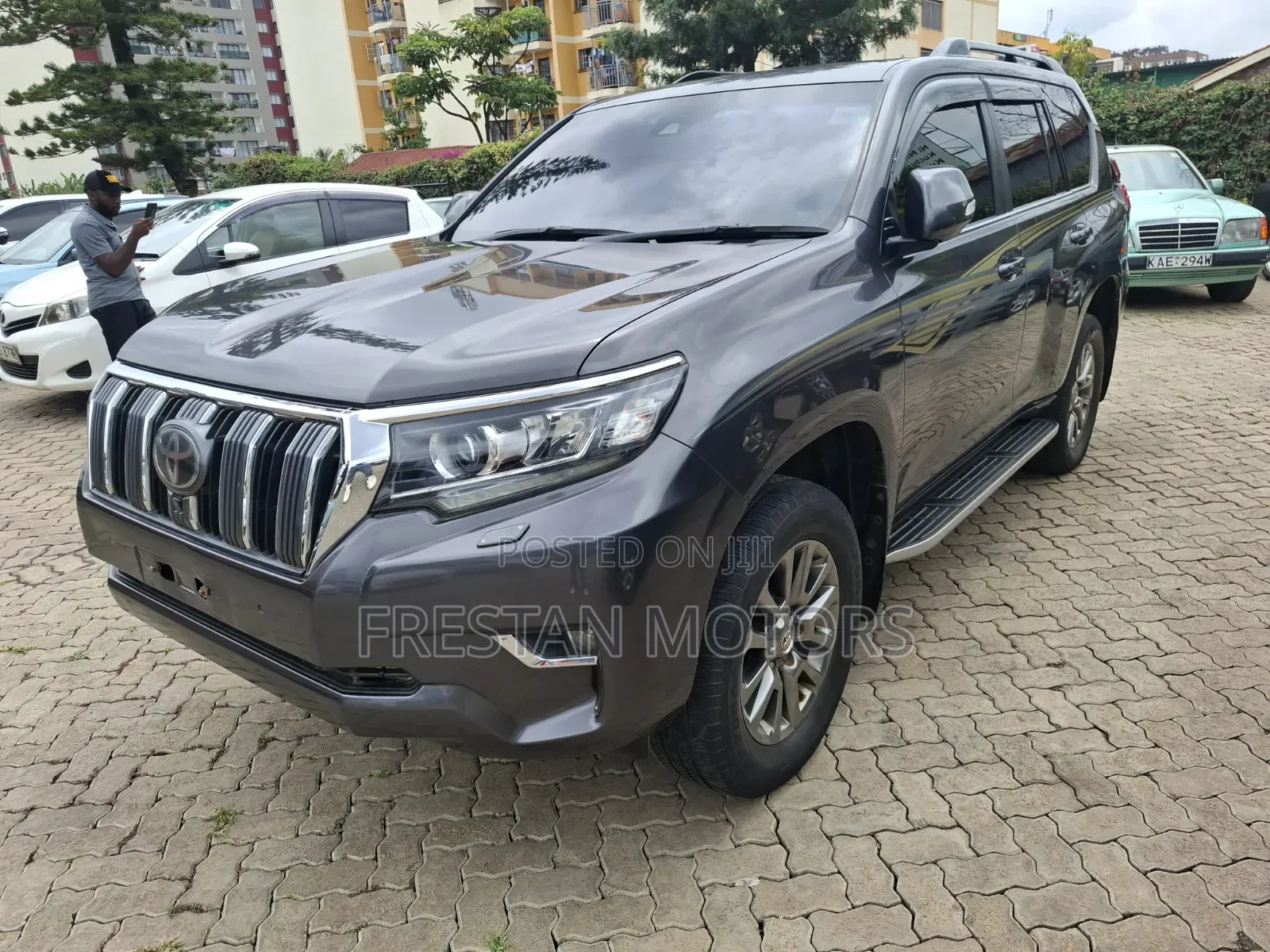 Toyota Land Cruiser 2017 Gray