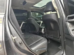 Toyota Land Cruiser 2017 Gray