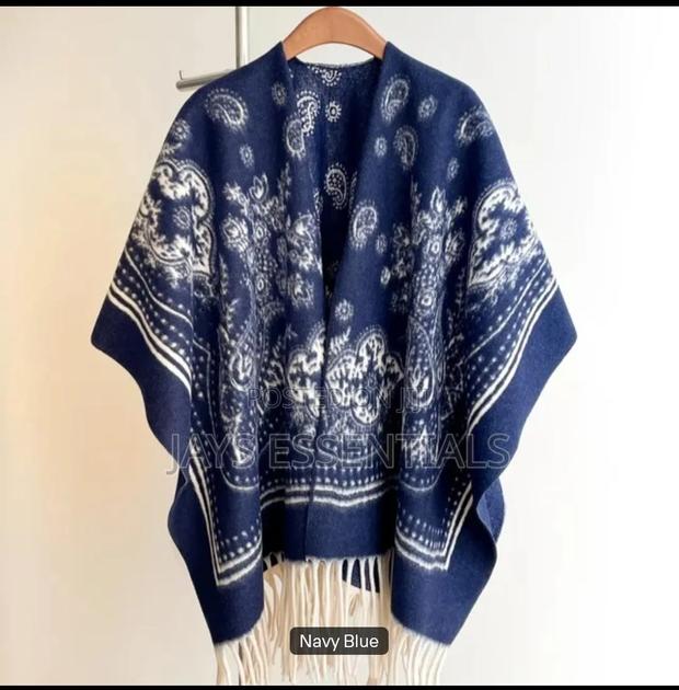 Warm and Stylish Ponchos - thumbnail 4