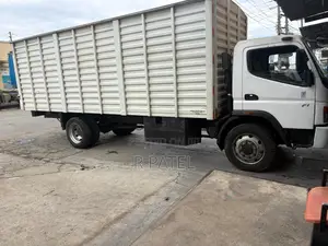 Mitsubishi Fuso Fiv1