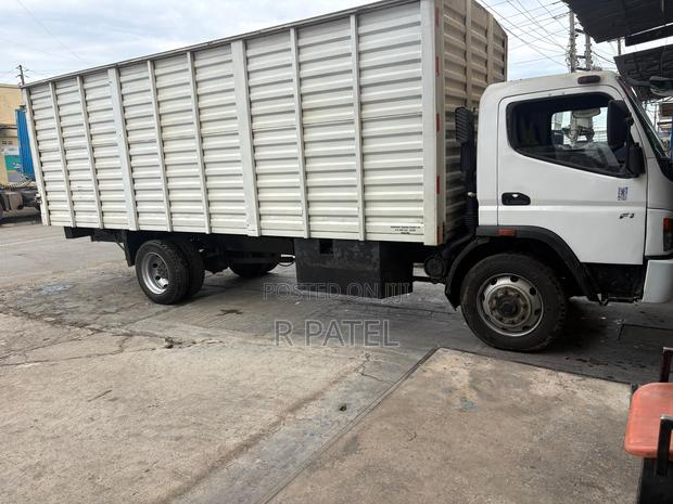 Mitsubishi Fuso Fiv1