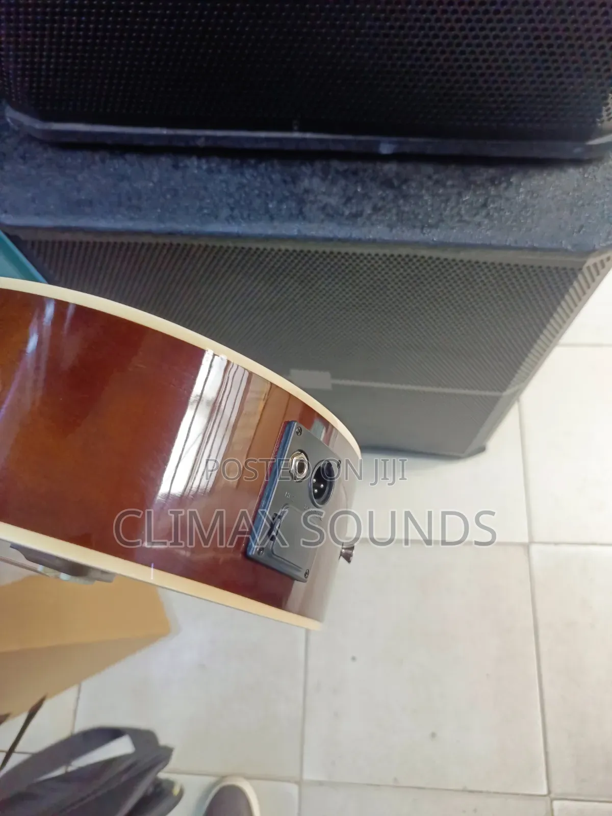 Semi Acoustic Guitar Sunburst