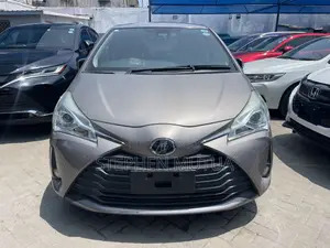 Toyota Vitz 1.3 FWD 5dr 2019 Brown