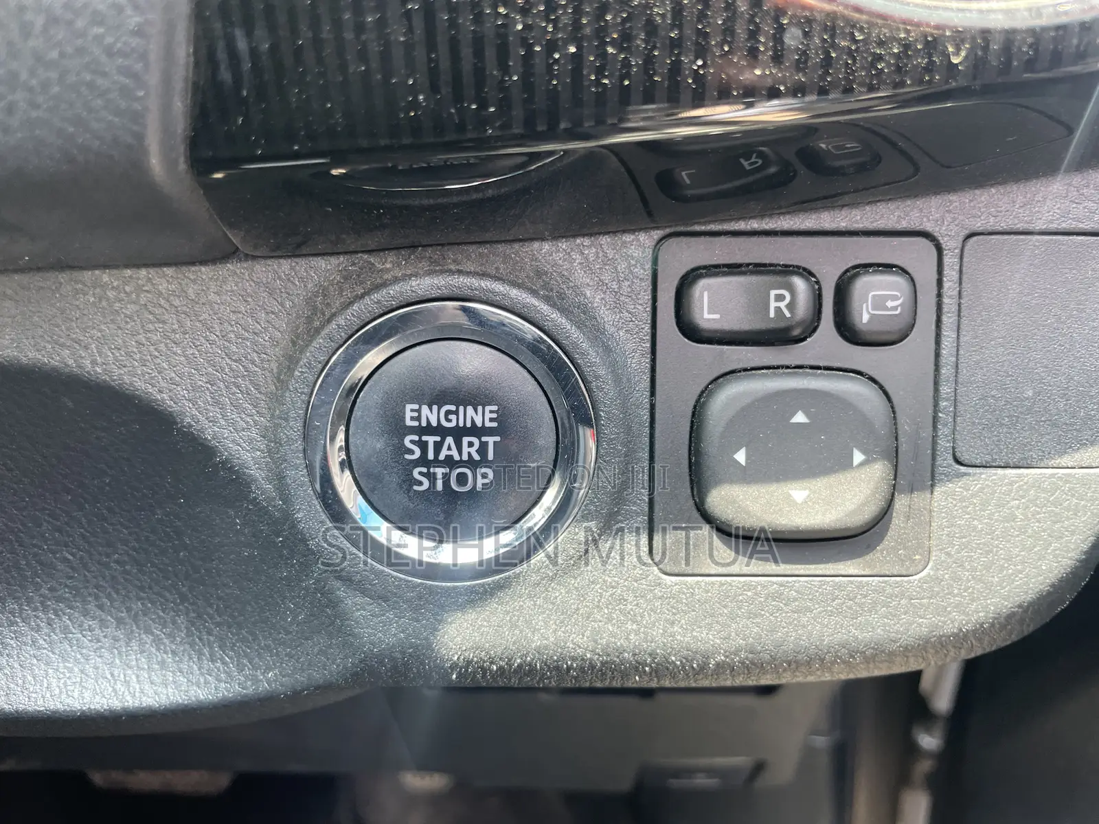 Toyota Vitz 1.3 FWD 5dr 2019 Brown