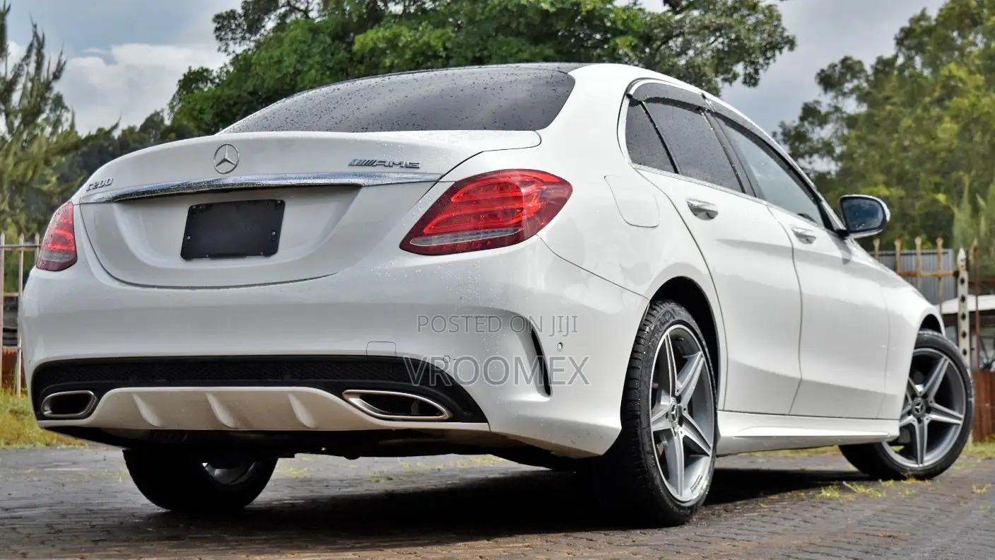 Mercedes-Benz C200 2018 White