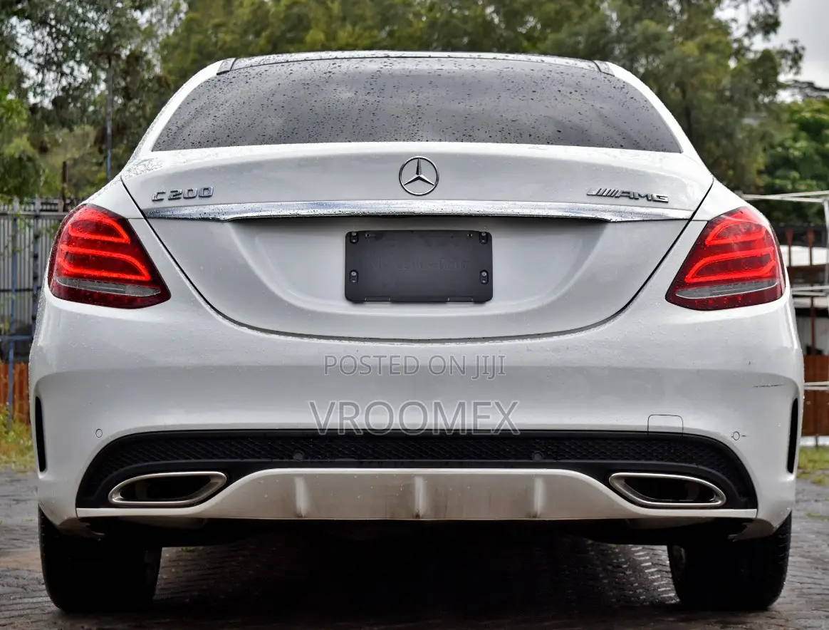 Mercedes-Benz C200 2018 White