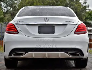 Mercedes-Benz C200 2018 White