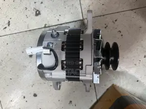 Alternator Nissian Ud
